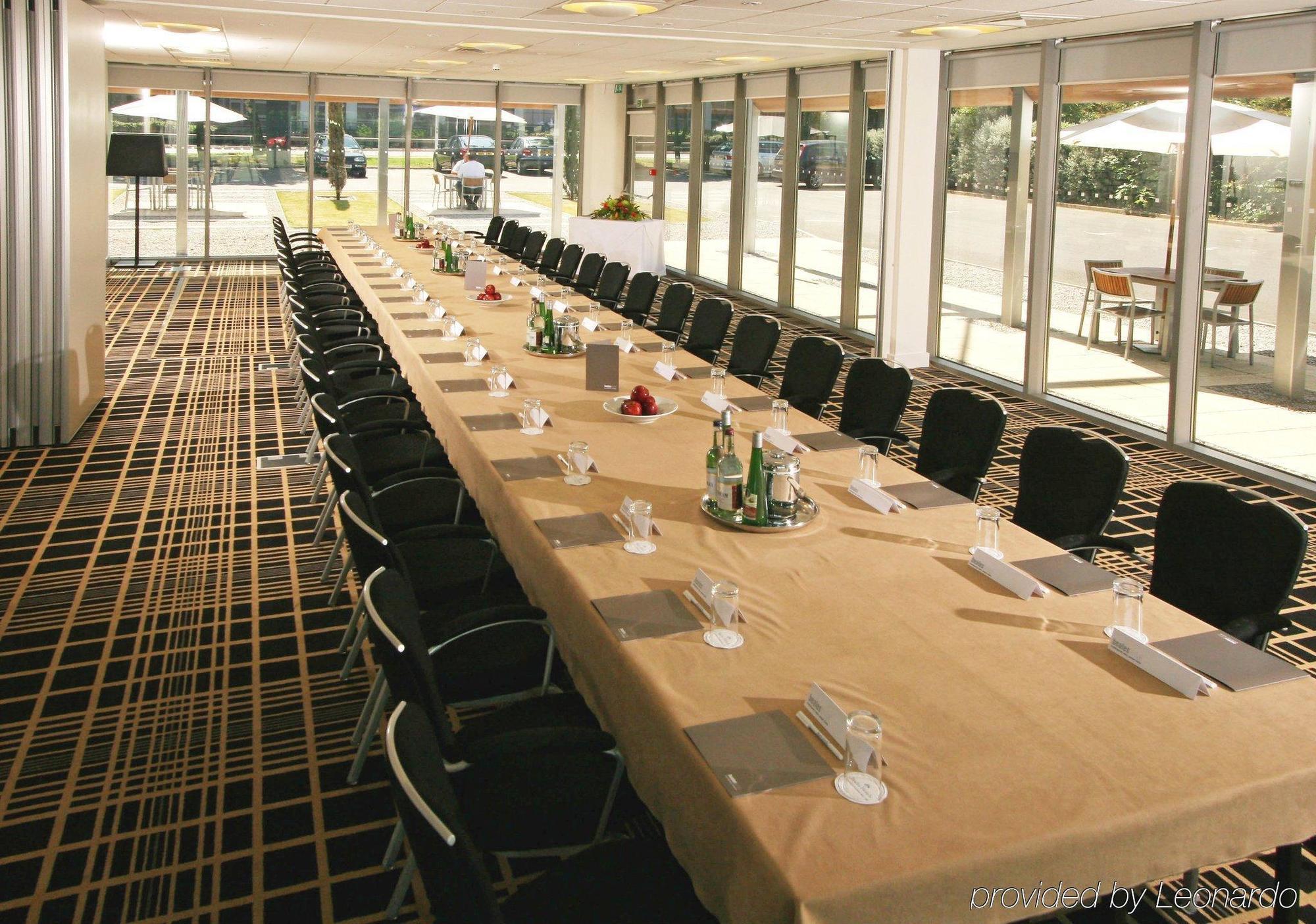 Beales Hotel Hatfield  Luaran gambar
