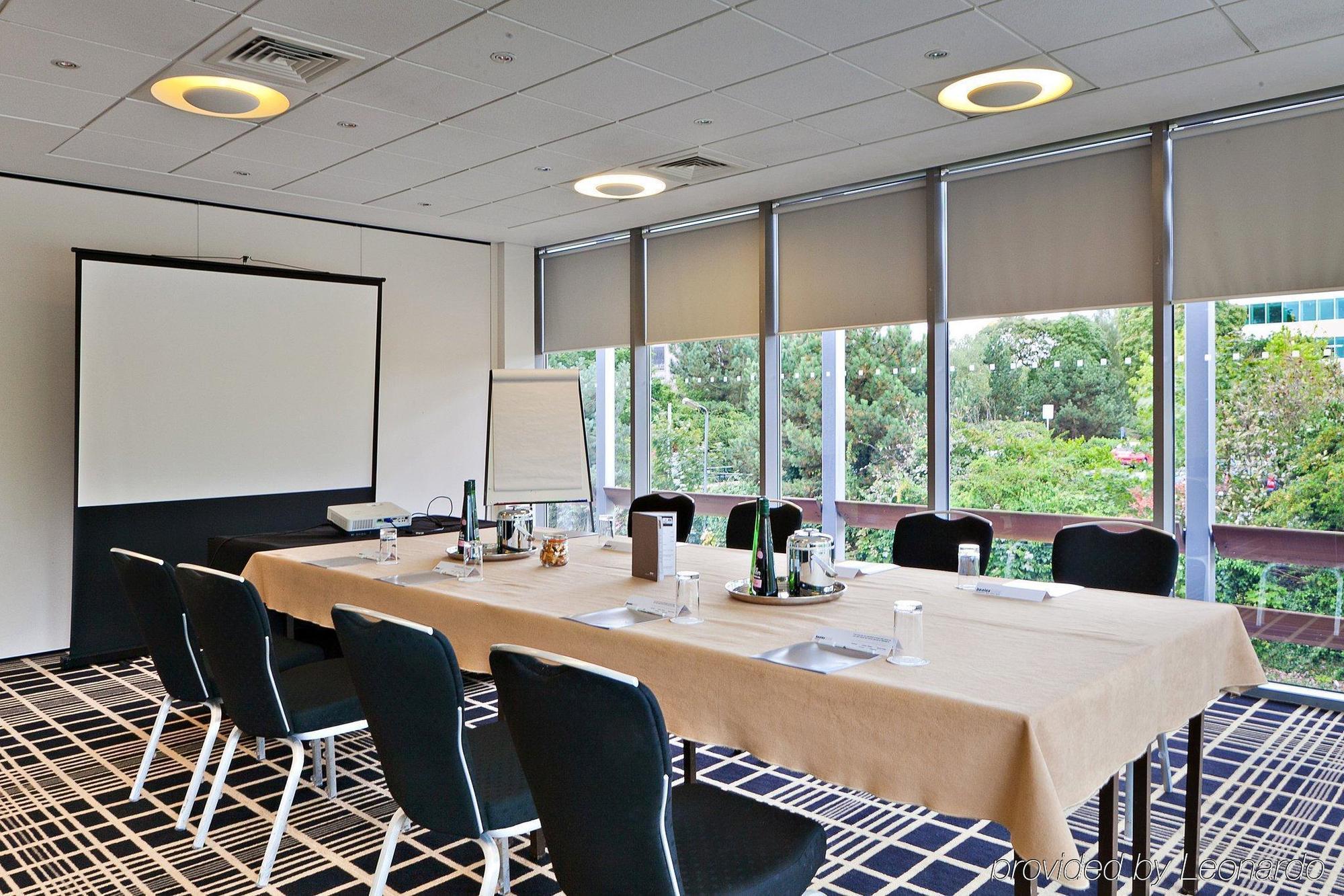 Beales Hotel Hatfield  Luaran gambar