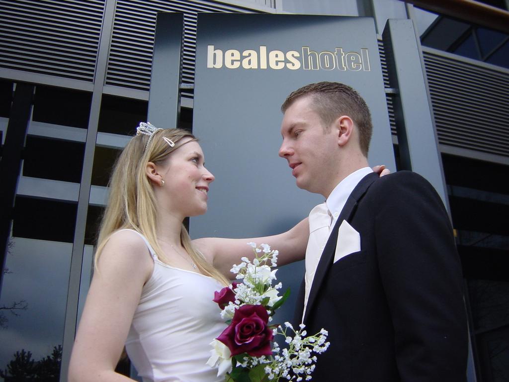 Beales Hotel Hatfield  Luaran gambar